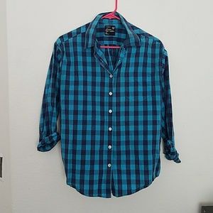 American Eagle shirt